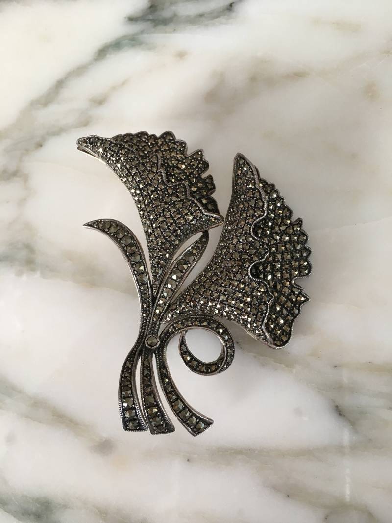 Vintage Sterling Silber Markasit Calla Lilie Brosche Vintage Sterling Silber Markasit Calla Lilie Brosche von AphroditesAntiques