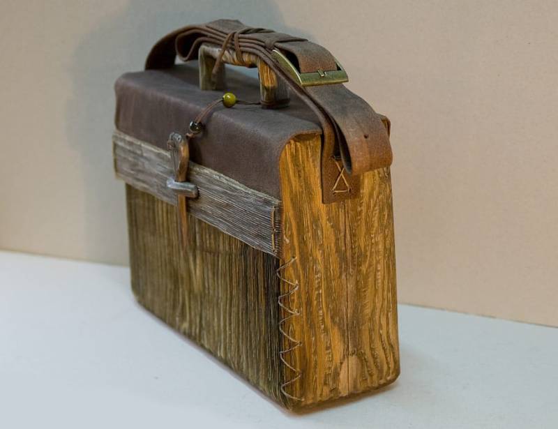 Handgemachte Hölzerne Laptop-Tasche von ApolloniaCaesar