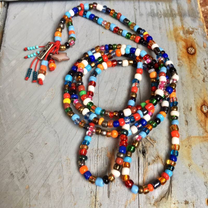 Mehrfarbige Lange Halskette Aus Rocailles #2 Mehrfarbige Lange Halskette Aus Rocailles #2 von ApookLaNomade