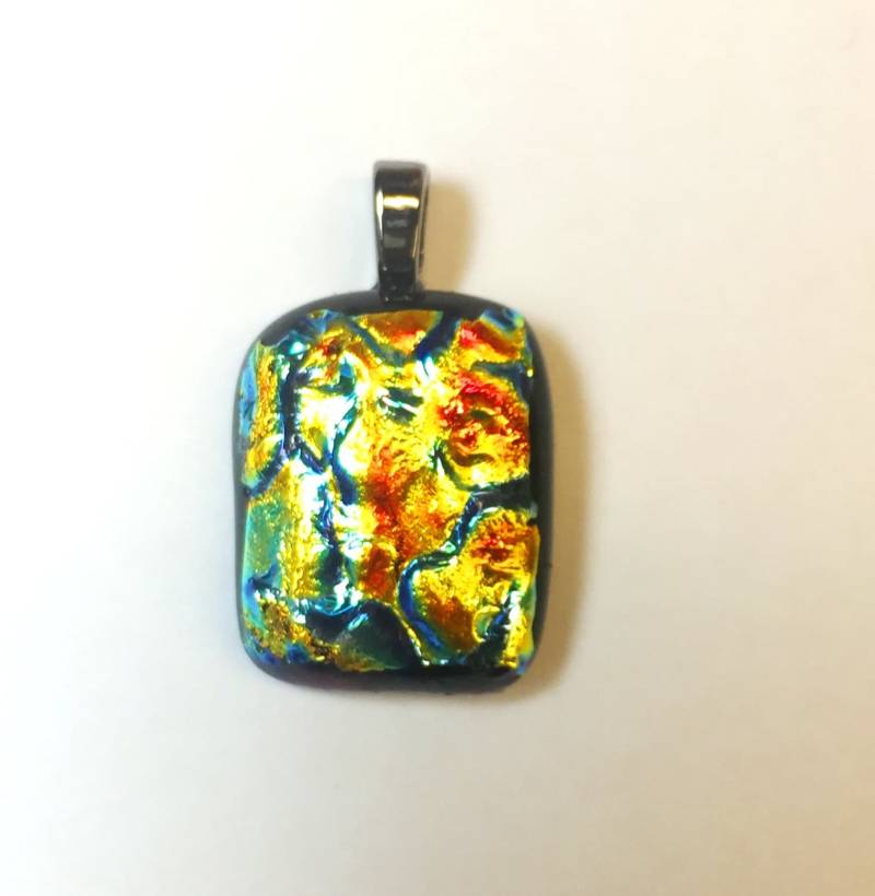 Kleiner Flamme Dichroic Anhänger Aus Geschmolzenem Glas Kleiner Flamme Dichroic Anhänger Aus Geschmolzenem Glas von AppArtGallery