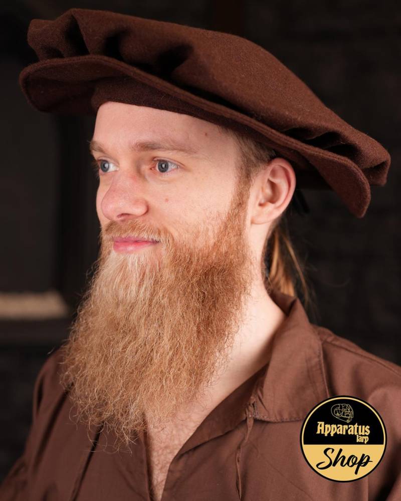 Alfonse Tudor Barett Wolle Braun von ApparatusLarpShop