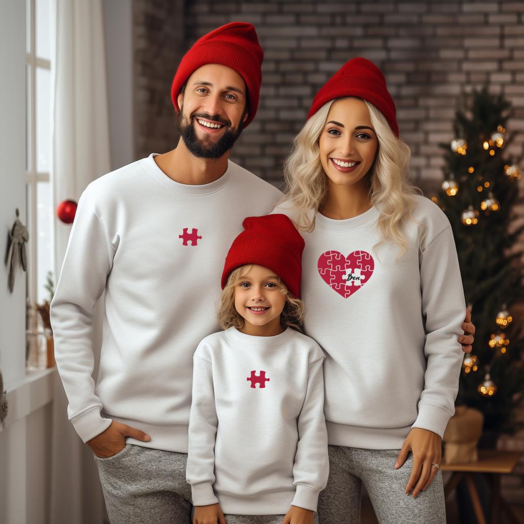 Weihnachtspullover Familie Personalisiert, Weihnachtsmann, Pulli Weihnachten Damen, Sweatshirt Herren, Pullover Mit Name von ApparelAlexDesign