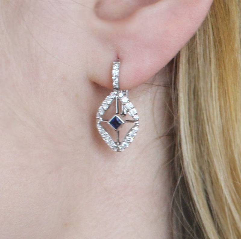 18K Weißgold Diamant 0, 63 Ct Und Saphir Ohrringe Art Deco Baumeln von Appelblom