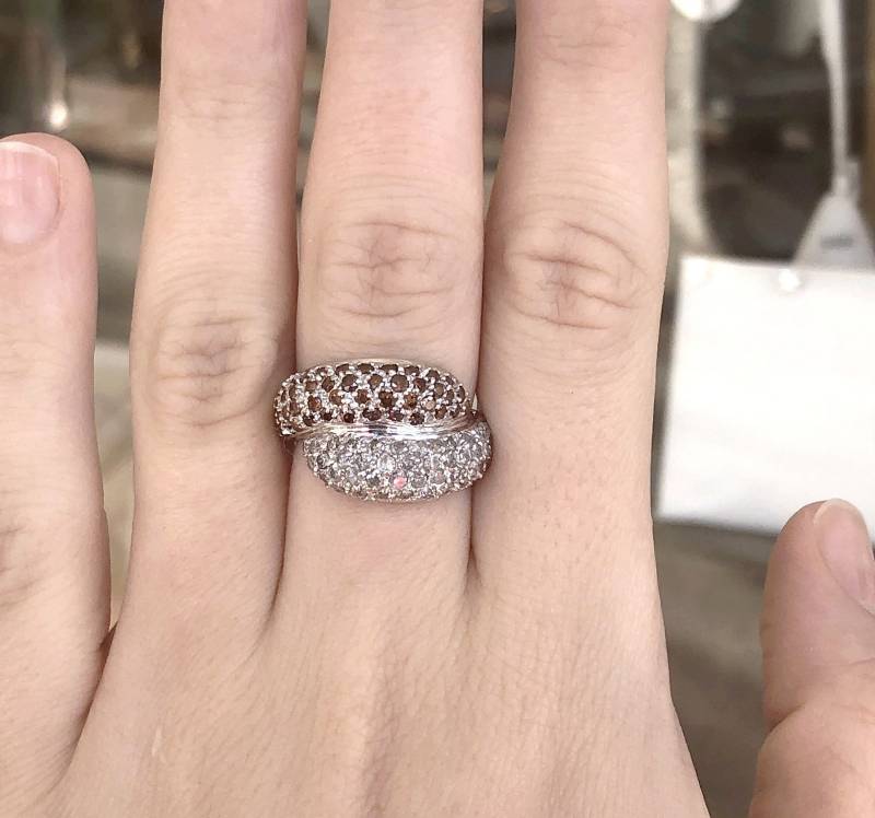 Diamant Ring 14K Weißgold Weiß Und Cognac Steine von Appelblom