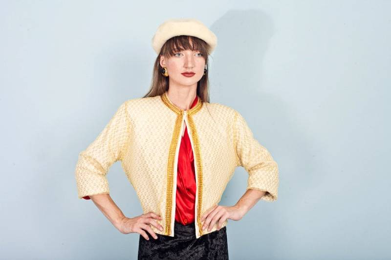 50Er Gold Beige Orlon Mesh Cardigan Pullover Vintage Formal Zierliche Brokat Borte Jacke von BranchesVintage