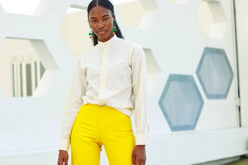 60S Ysl Vintage Baumwollbluse Beigefarbenes Häkeltop Mit Hohem Kragen von BranchesVintage