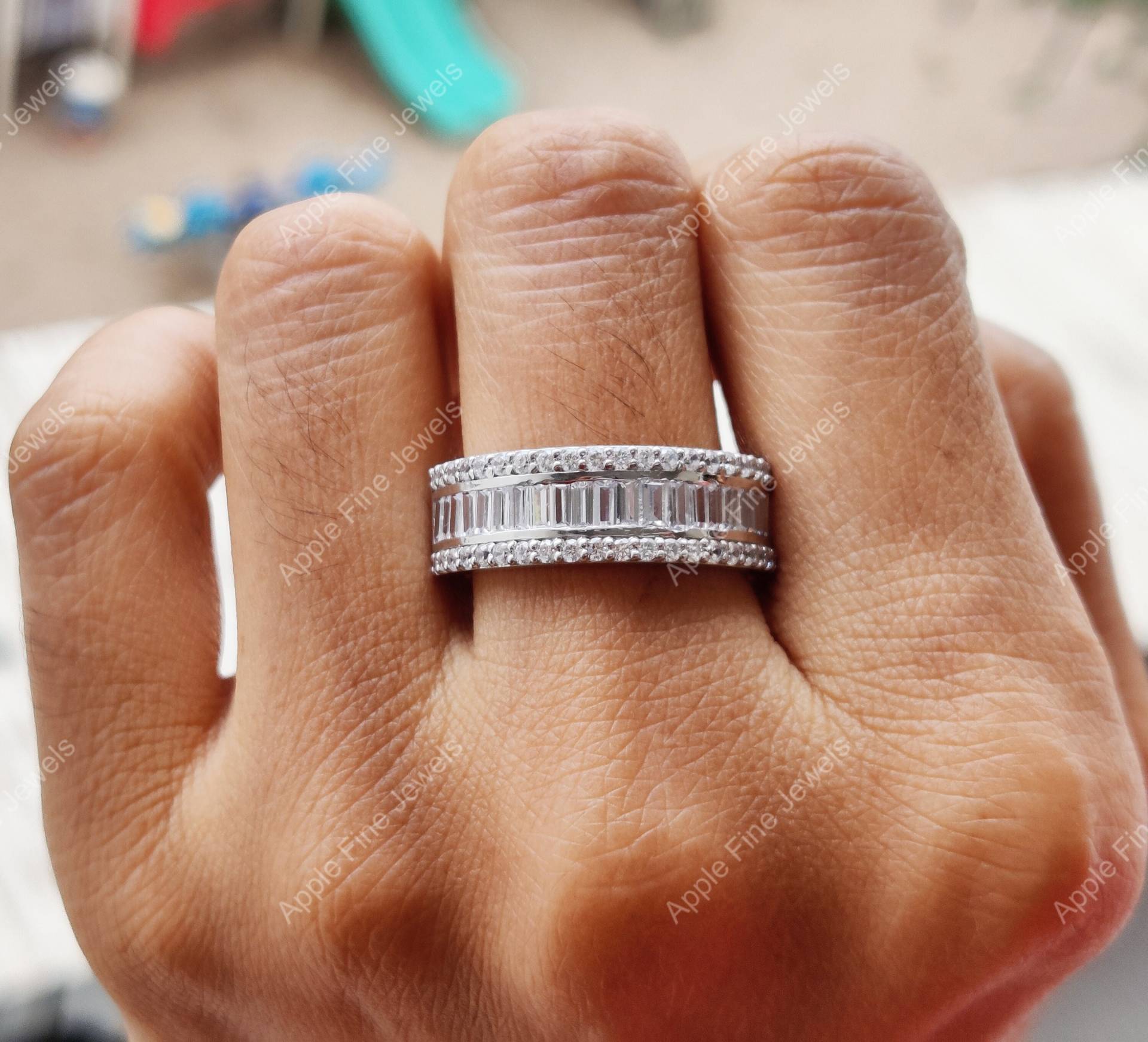 Baguette Diamant Eheringe Damen, Einzigartige Halb Ewigkeit Ringe Für Frauen, Breiter Zirkonia Ring, Silber Jubiläumsring, Geschenk Sie von AppleFineJewels