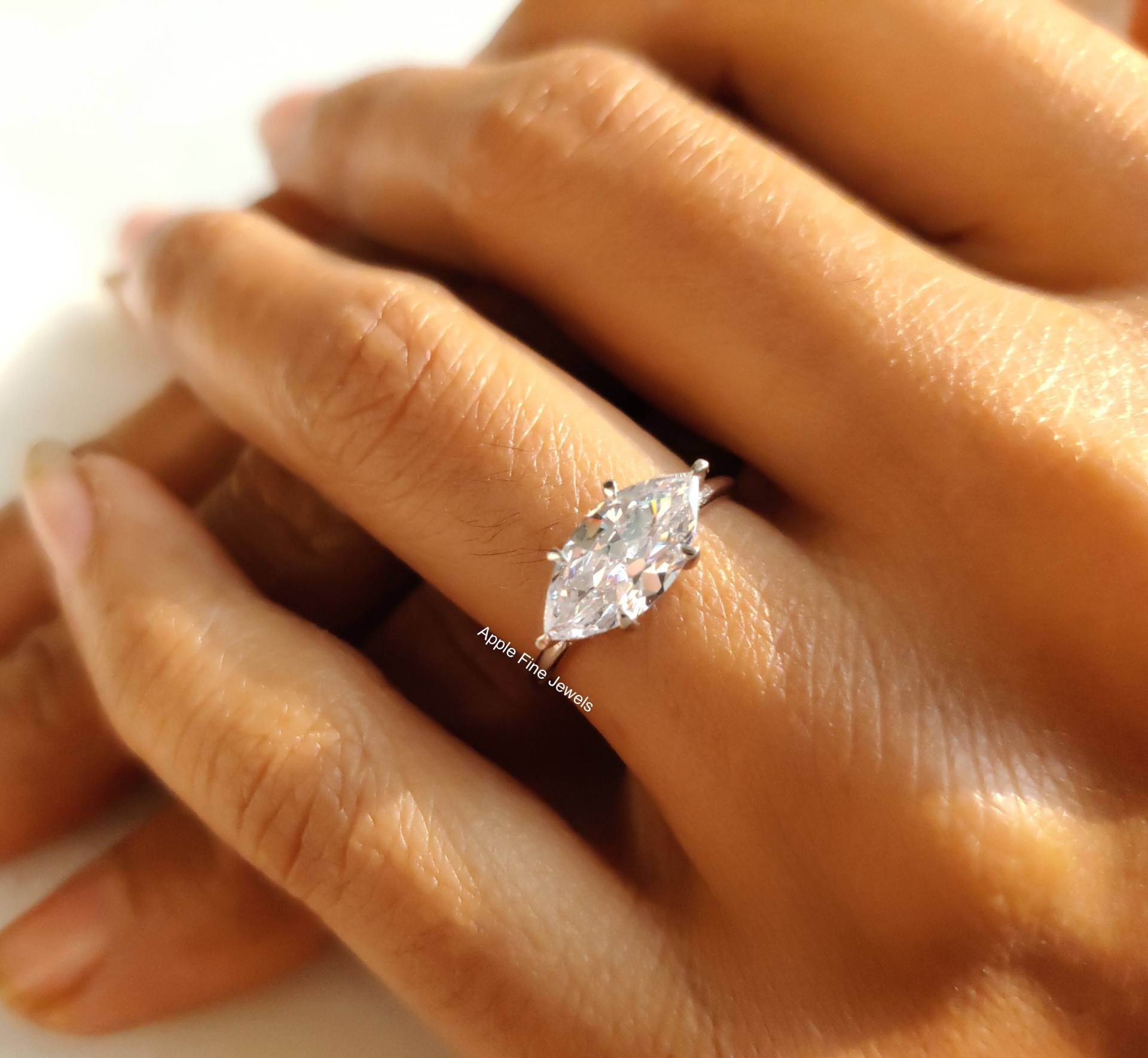 Marquise Moissanite Diamant Ring, East West Verlobter Verlobungsring, Versprechen Ring Für Frauen, 925 Silber Ehering von AppleFineJewels