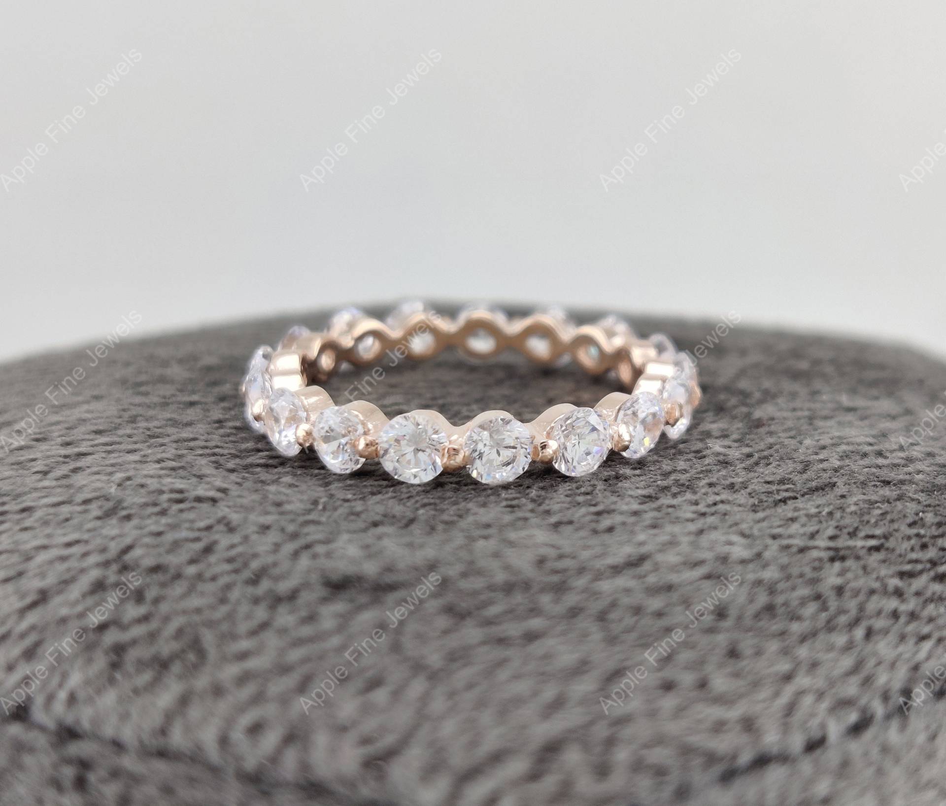 Moissanit Eternity Eheringe Damen, Floating Diamond Wedding Band, 925 Silber Stapelringe, Versprechensring Für Sie, Jahrestag Geschenk von AppleFineJewels