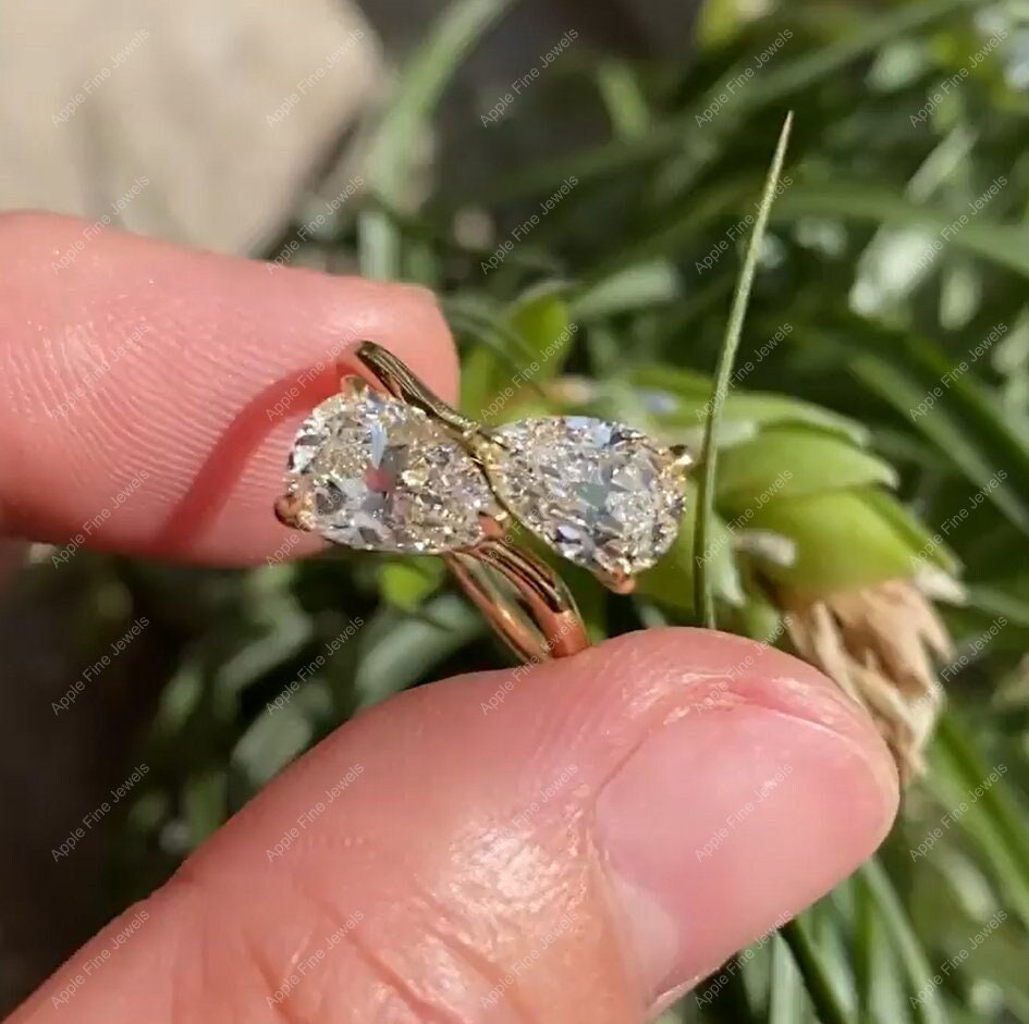 Toi Et Moi Ring, Einzigartiger Verlobungsring Für Frauen, Antik Diamant Zwei Stein Wirbel Verdreht Vergoldeter Silberring von AppleFineJewels