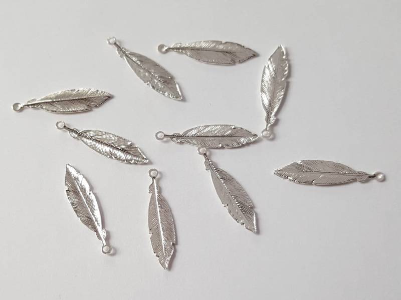 Kleine Sterling Silber Feder, 5.2x21.2 Mm, Schneller Versand Aus Den Usa Kleine Sterling Silber Feder, 5.2x21.2 Mm, Schneller Versand Aus Den Usa von AppleTreeBeads