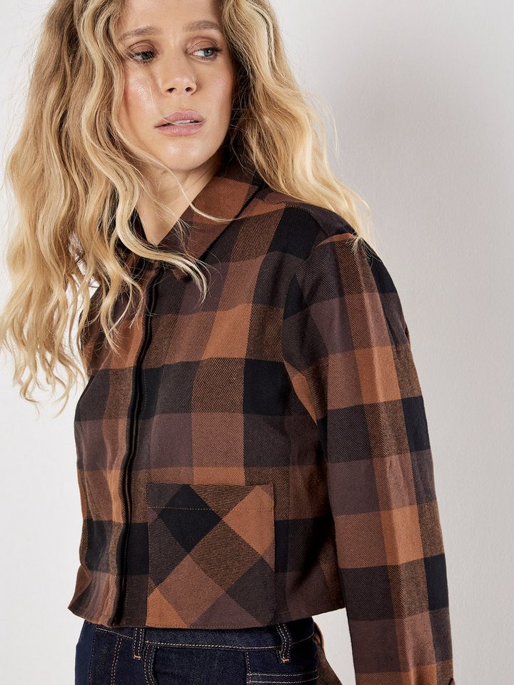 Apricot Karobluse Cropped-Hemd mit verdeckter Knopfliste von Apricot