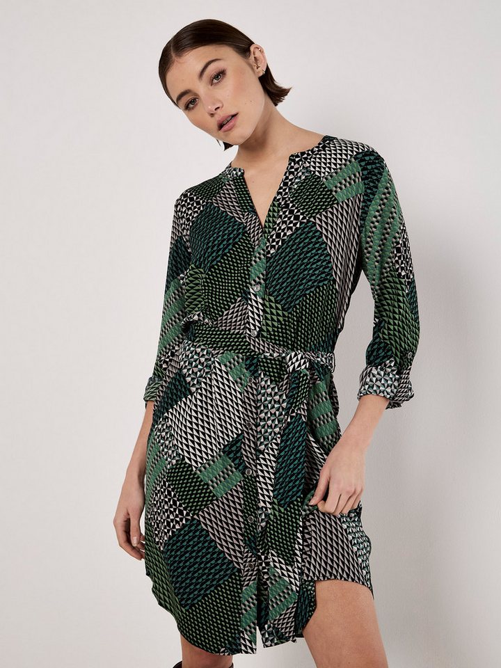 Apricot Minikleid Patchwork Hemdblusenkleid, (2-tlg., Stoffgürtel) mit Bindegütel von Apricot