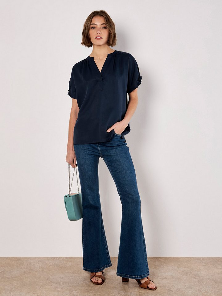 Apricot T-Shirt Top mit V-Ausschnitt mit gerafften Ärmeln von Apricot