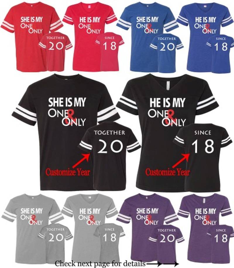 Angepasst Er Ist Meins Sie Paar Hemden Seine Hers T-Shirts Kommt Als Set | 2 Hemden Zusammen Seit Dem Benutzerdefinierten Jahr Auf Rückseite von AprilsLittleBoutique