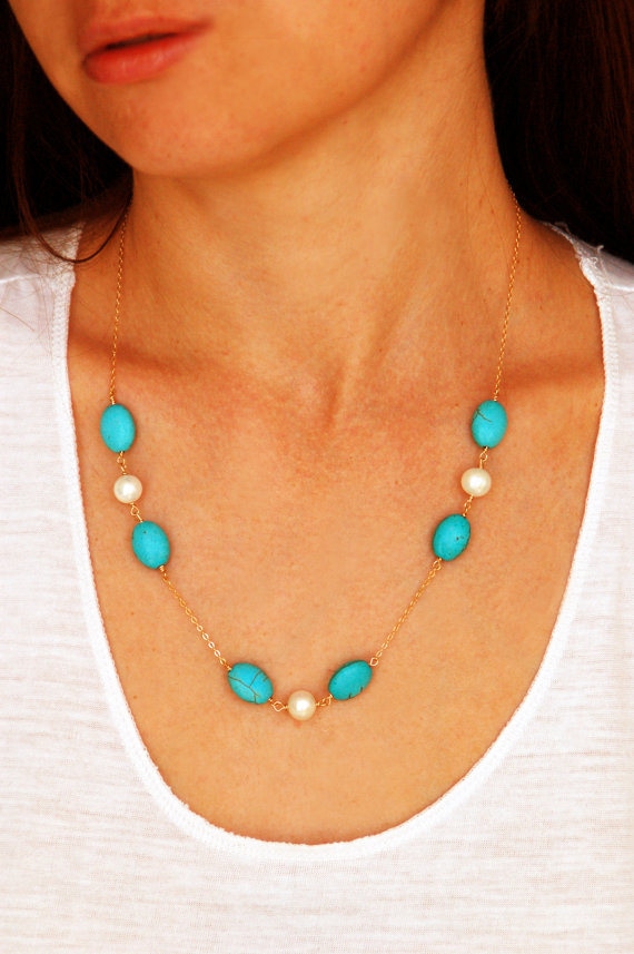 Türkis Halskette, Feiner Schmuck, Weiße Perle Statement Perlenkette, Brautjungfer Zarte Halskette von AprilstudioShop