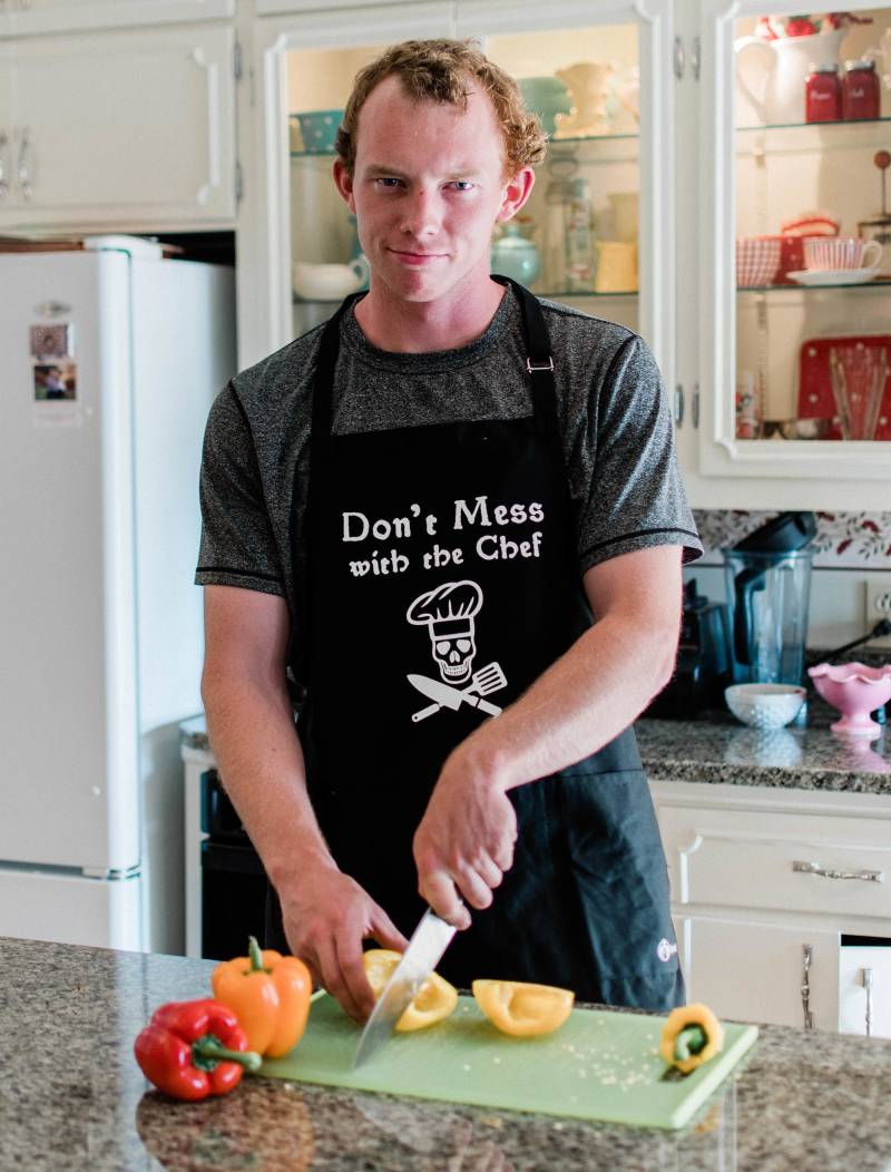 Don't Mess With The Chef Schürze/Lustige Grillschürze Für Väter - Papa & Opa Große Einheitsgröße Passend Alle Mit Verstellbarem Hals von ApronMen