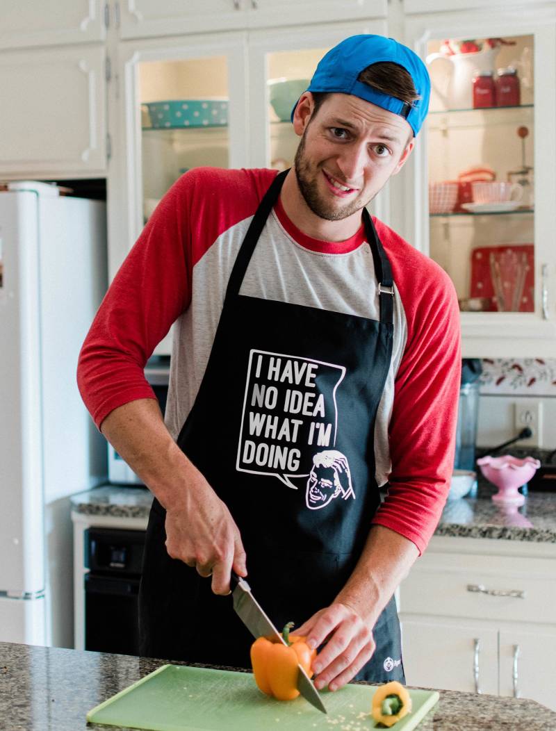 I Have No Idea What I'm Doing Apron/Lustiges Meme Bbq Grillen Geschenk Väter - & Opas Große 1 Größe Passt Für Alle Mit Verstellbarem Hals I Have No Idea What I'm Doing Apron/Lustiges Meme Bbq Grillen Geschenk Väter - & Opas Große 1 Größe Passt Für Alle Mit Verstellbarem Hals von ApronMen