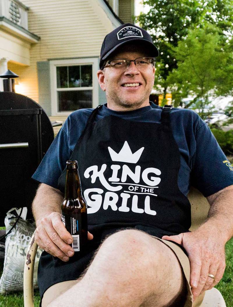 King Of The Grill/Lustige Grillschürze Für Papa Oder Opa 1 Size Fits All With Adjustable Neck & Long Waist Ties von ApronMen