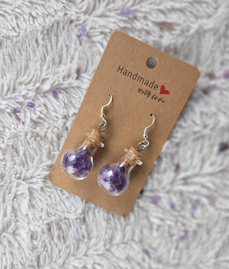 Amethyst Zaubertrank Ohrringe/Edelstein Heilstein Earrings Gemstone Gift Purple Amethyst Zaubertrank Ohrringe/Edelstein Heilstein Earrings Gemstone Gift Purple von AquaLoveColors