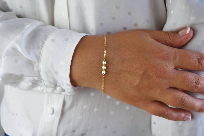 Zierliches Gold Filled Scheiben Armband Drei Schwestern, Freundschaftsschmuck von AquariaDreams