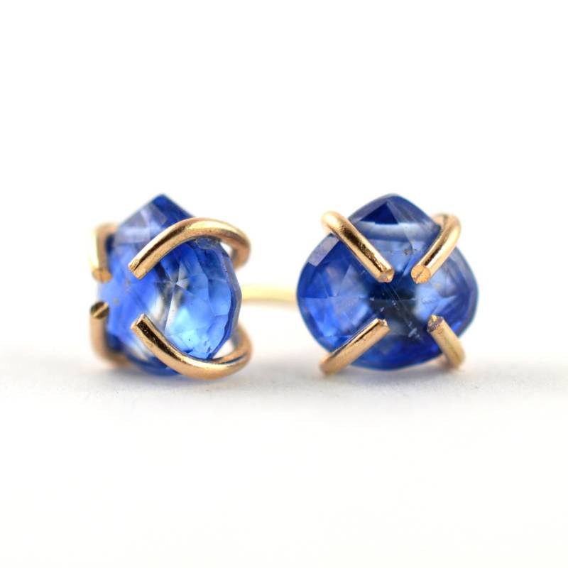 Kyanit Ohrringe, Blauer Edelstein Ohrstecker, Boho Schmuck Kyanit Ohrringe, Blauer Edelstein Ohrstecker, Boho Schmuck von AquarianThoughts