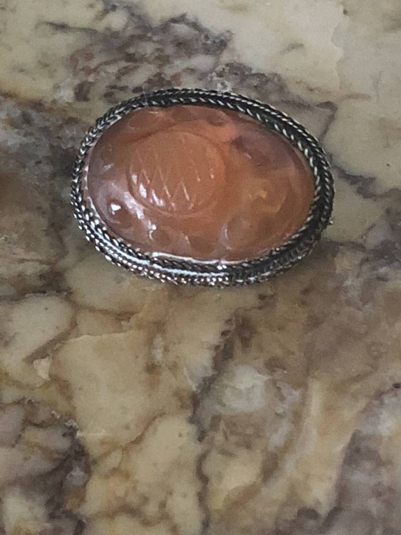 Antike Orange Geformte Glas Brosche Antike Orange Geformte Glas Brosche von AquitaineArts