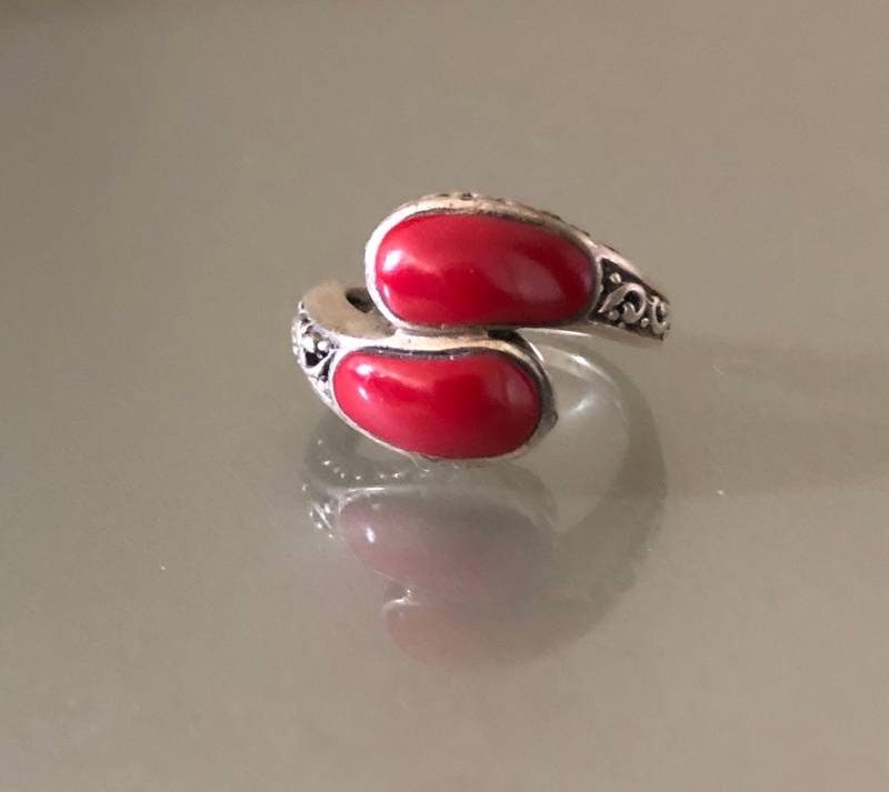 Vintage Sterling Silber Doppel Koralle Bypass Ring Vintage Sterling Silber Doppel Koralle Bypass Ring von AquitaineArts