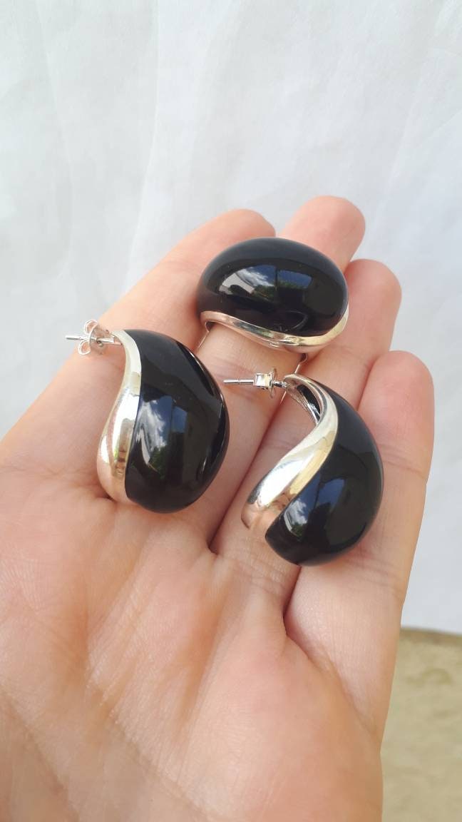 Schwarz Emaille Sterling Silber Schmuck Set Eleganter Ring & Ohrringe von ArMatSilver