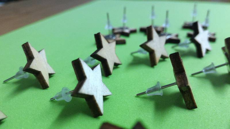 Bijoux Ohrringe Stern, Hölzerne Taste, Nickelfrei von ArTekHome