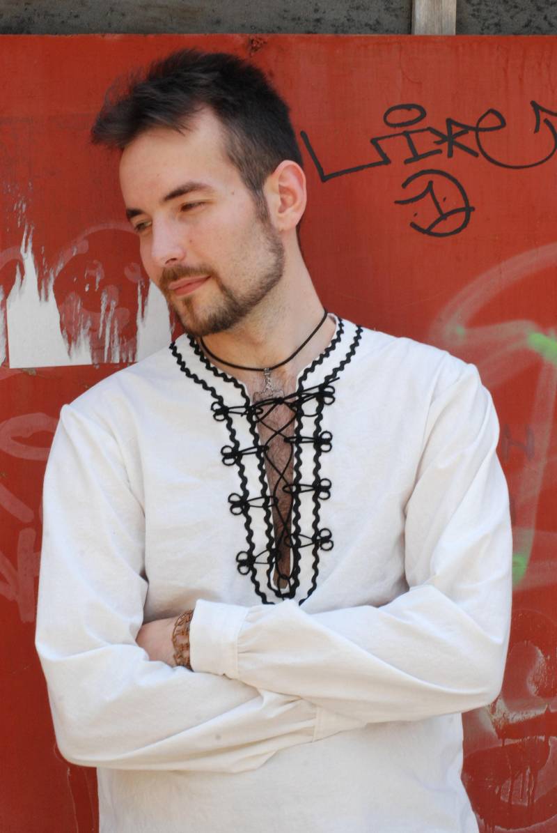 Baumwoll Mittelalter Shirt Für Ihn - Custom Viking/Royality/Knight/Historic/Pagan Männer, Mehrere Muster Und Farbschemata Verfügbar Baumwoll Mittelalter Shirt Für Ihn - Custom Viking/Royality/Knight/Historic/Pagan Männer, Mehrere Muster Und Farbschemata Verfügbar von AradiaHandmade