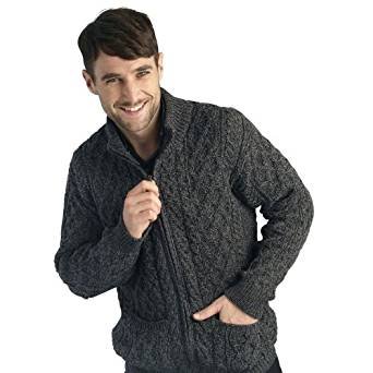 Aran-Cardigan aus irischer Merinowolle mit durchgehendem Reißverschluss (Anthrazit, M) von Aran Crafts