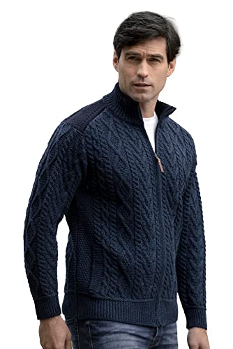 Aran Crafts Herren Cardigan mit Zopfmuster, Schulterdetail, Reißverschluss (100 % Merinowolle), Sherwood, Groß von Aran Crafts