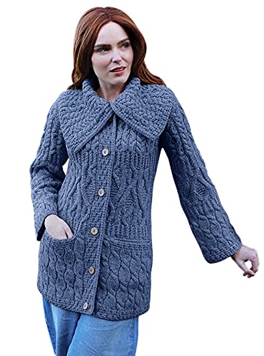 100% Merinowolle Aran Damen-Strickjacke aus Merinowolle mit DREI Mustern, in Weiß/Derby Braun/Armeegrün/Denim Braun (Denim Marl, Large) von Aran Woollen Mills