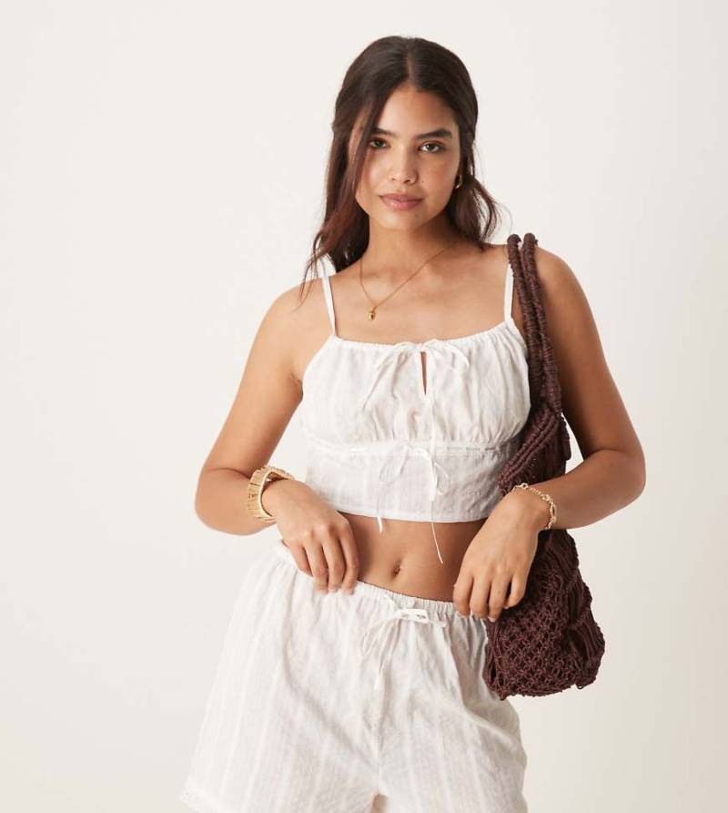 Aray - Kürzeres Strandoberteil in Weiß, Kombiteil von Aray