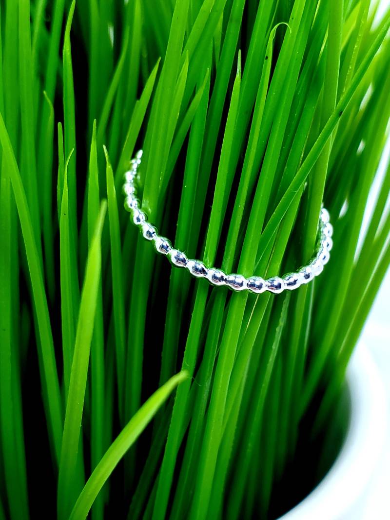Dünner Sterling Silber Bead Ring - Midi Oder Regular von ArbotiqueDesigns