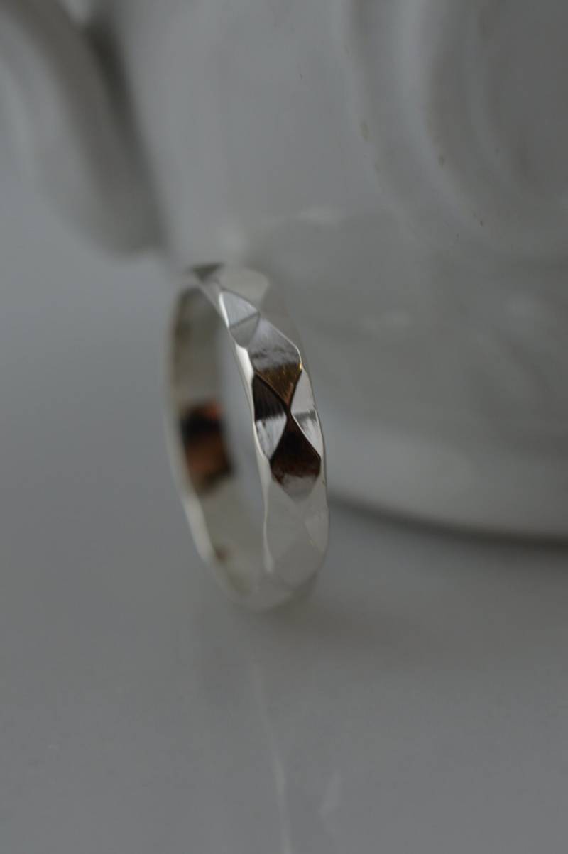 Facettierte Diamant Ring Aus Sterling Silber von ArbotiqueDesigns