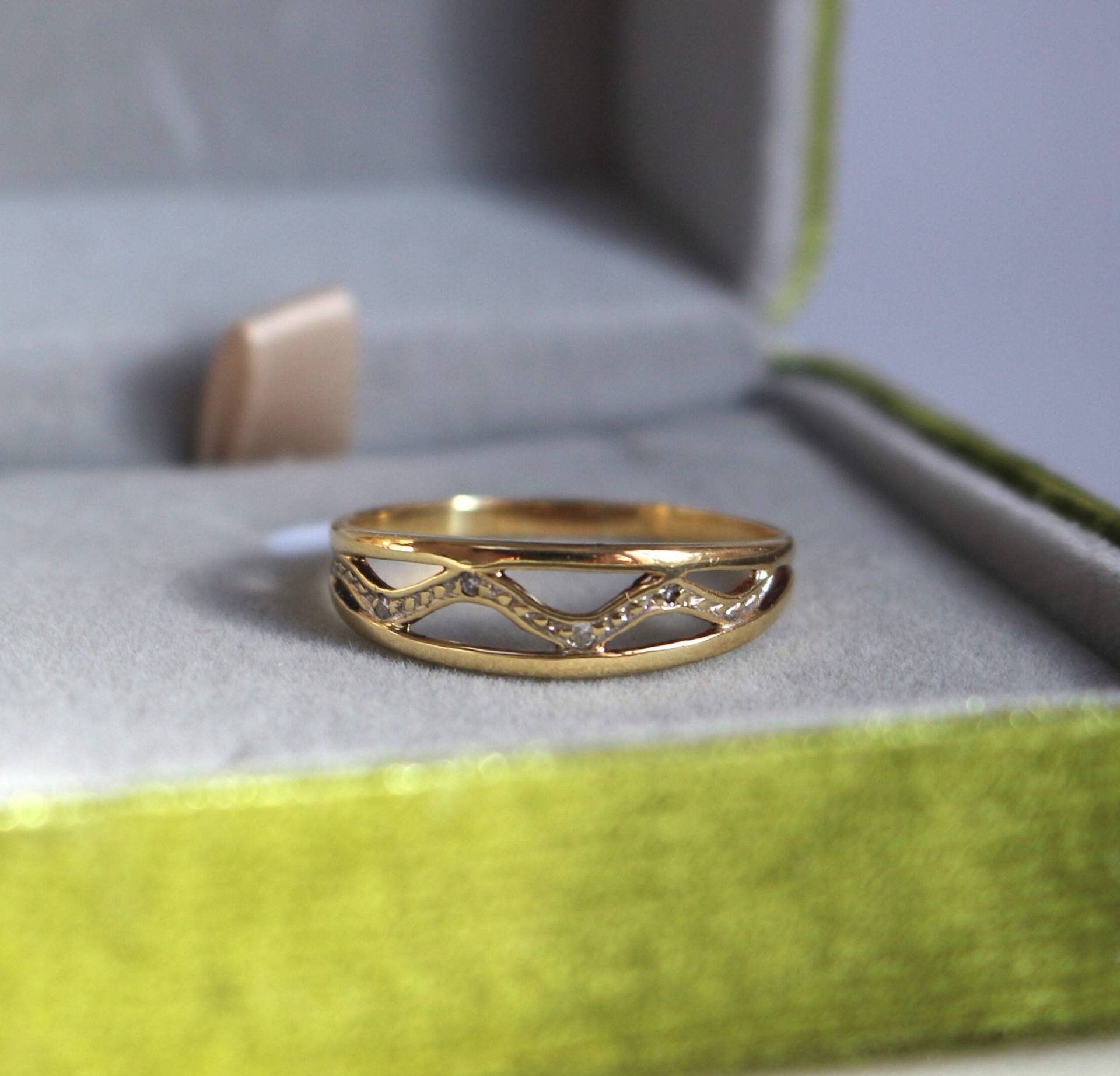 Damenring Aus 18 Karat Gelbgold Mit Diamanten, Ehering Gold Und Diamanten von ArcaParis