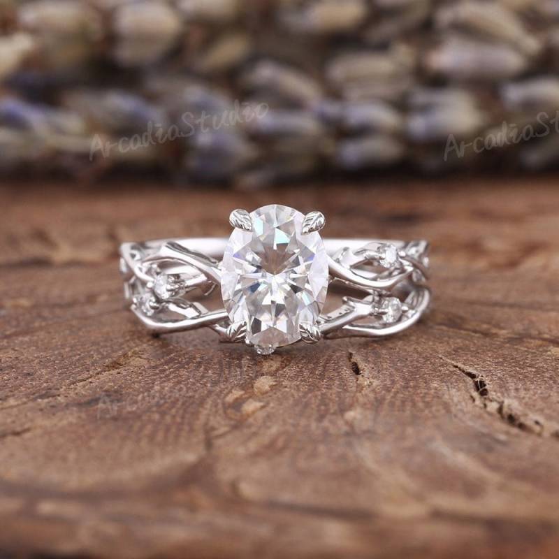 1.5Ct Moissanite Verlobungsring Set Weißgold Oval Geformt Braut Vintage Verdrehter Ring Einzigartige Diamant Zweig von ArcadiastudioUS