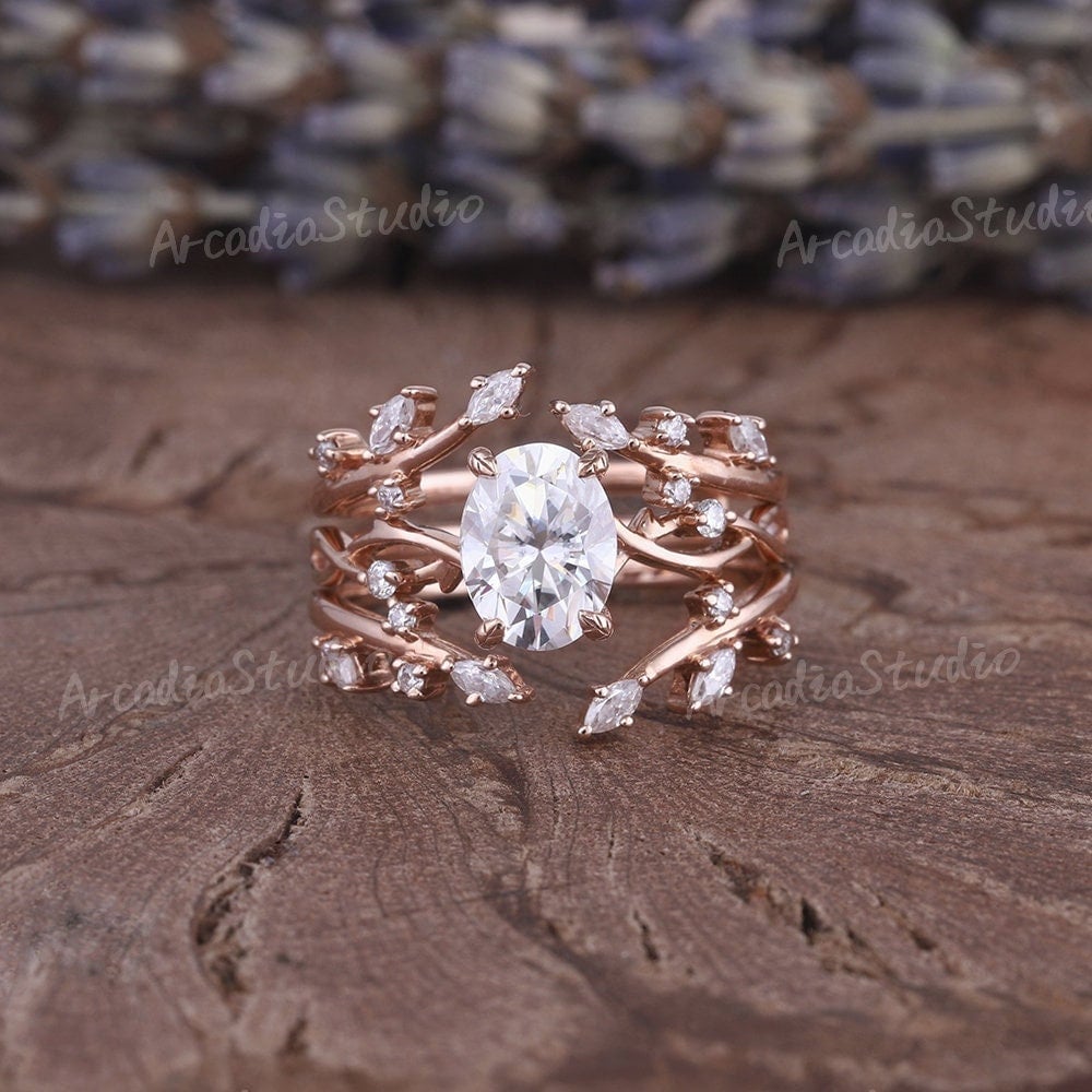 Oval Moissanite Verlobungsring Set Natürliche Blatt Rebe Verdrehte Brautring Vintage Rose Goldenhancer Marquise Zweig Ring von ArcadiastudioUS