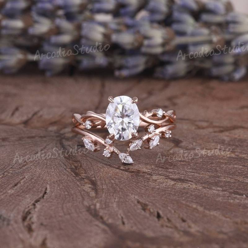 Vintage Oval Cut Moissanite Verlobungsring Set Uniqied Blatt Und Rebe Twisted Design Ring Aet Deco Rosegold Marquise Braut von ArcadiastudioUS
