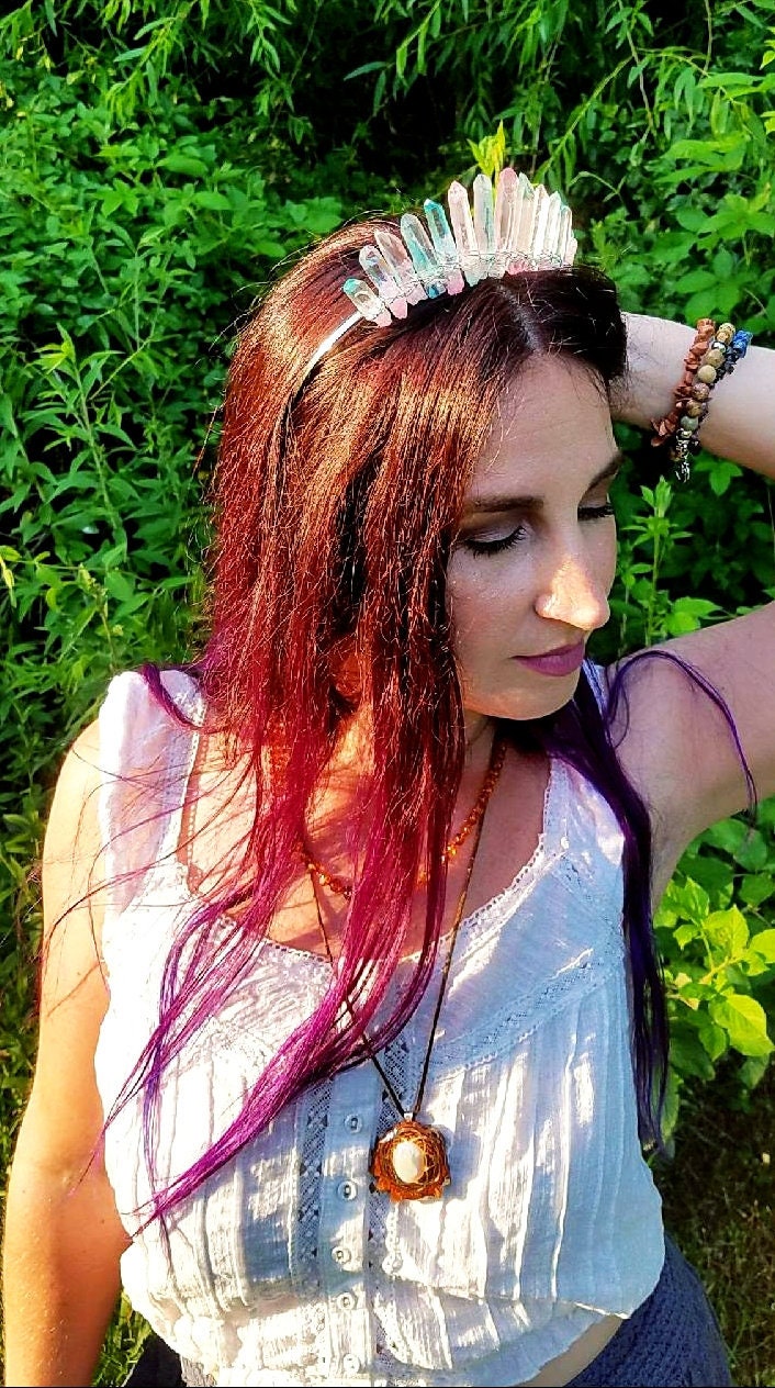 Zuckerwatte Göttin Quarz Kristall Krone, Rosa Und Blauer Krone von ArcaneAdornmentsCo