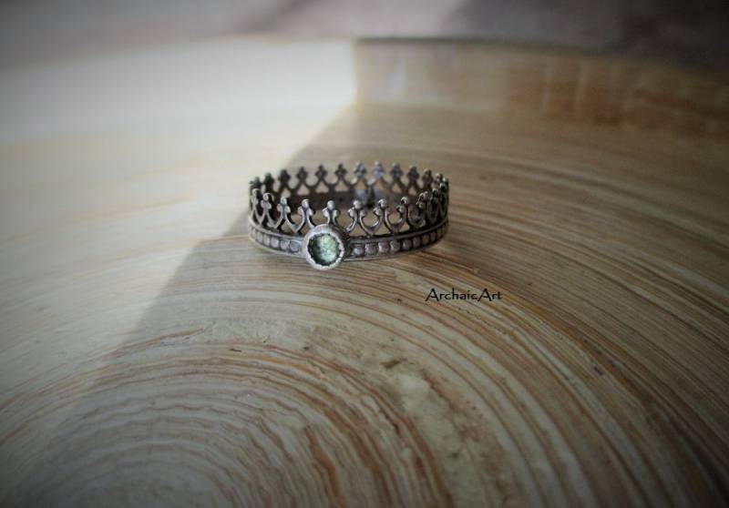 Krone Stapel Ring Peridot Einstellung 925 Silber Bohochic Hippiechic Gipse Prinzessin Größe 7 von ArchaicArt