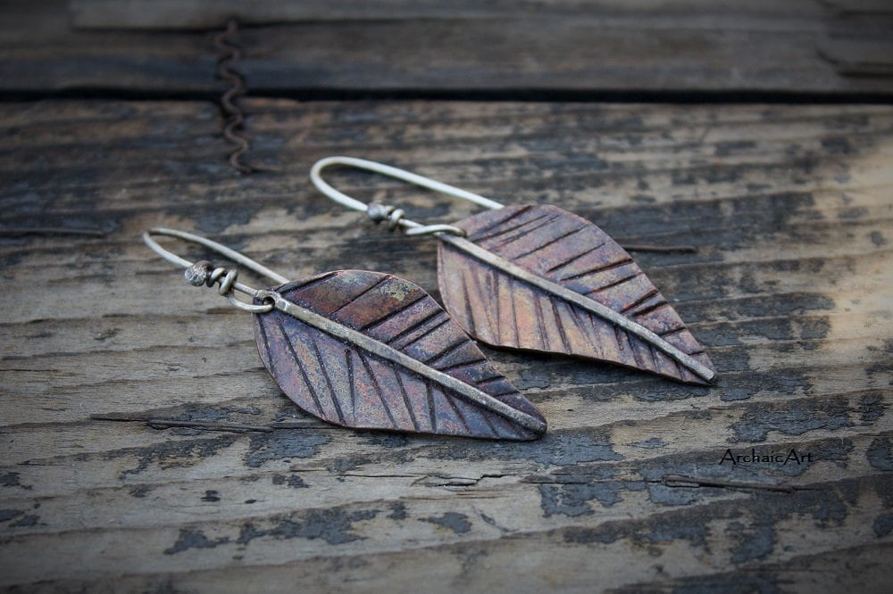 Kupfer Ohrringe Silber Akzent Feder Blatt Hitze Patina Herbst Erdige Farben von ArchaicArt