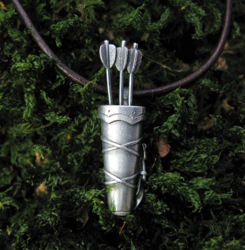 Bogenschützen Köcher Anhänger Aus Sterling Silber Waldläufer Stil Pfeil Schmuck von ArchersJewellery