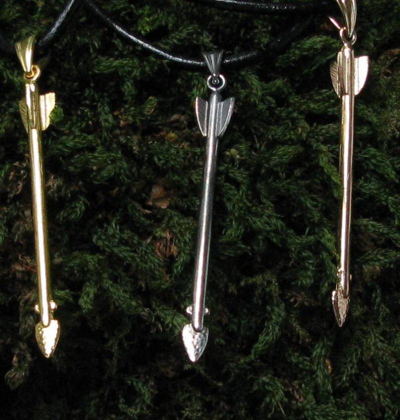 sterling Silber Primitive Pfeil Anhänger, Bogenschießen Schmuck von ArchersJewellery