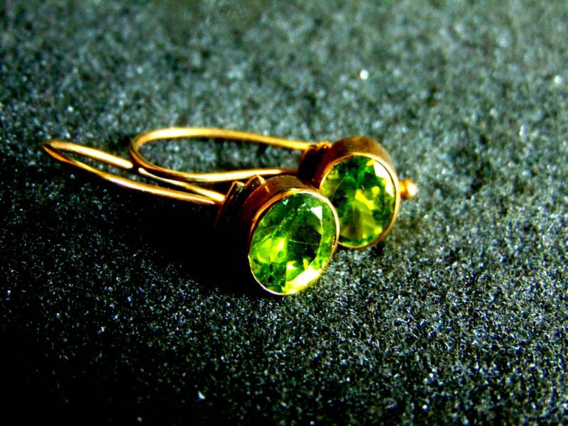 18K Gold Ohrringe, Solid Peridot Damen Tropfen Edelstein Ohrringe Für Frauen, Geschenk Sie, Geschenkidee, Handwerker Schmuck von ArchipelagosBreeze