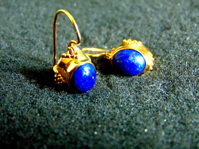 Vintage 18K Gold Lapis Lazuli Tropfen Ohrringe von ArchipelagosBreeze