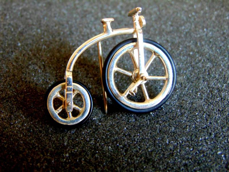 sterling Silber High Wheeler Fahrrad Brosche - Handwerker Pin von ArchipelagosBreeze
