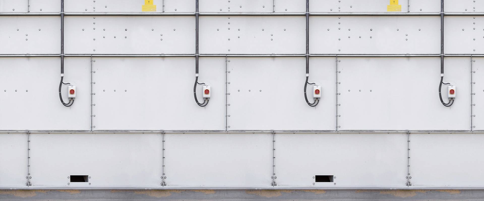 Architects Paper Fototapete "Metal Front" Vlies, Wand, Schräge von Architects Paper